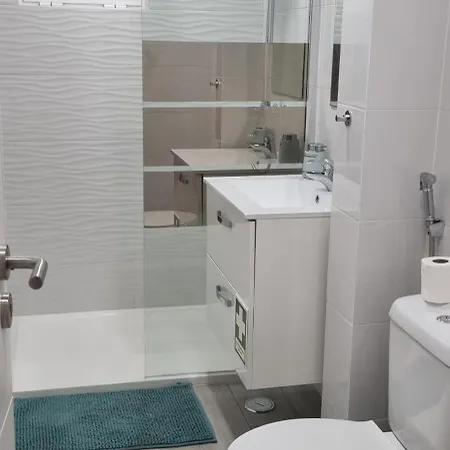 Chinde Apartment Lisbon